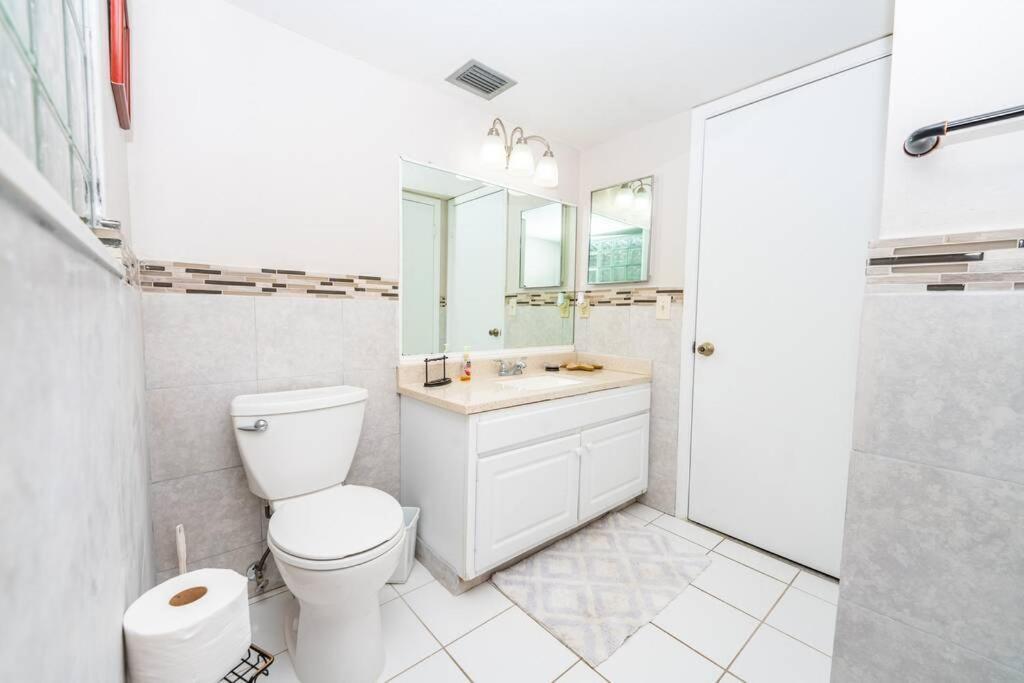 Lovely 2 Bedroom Beachfront Condo Flagler Beach Exteriör bild
