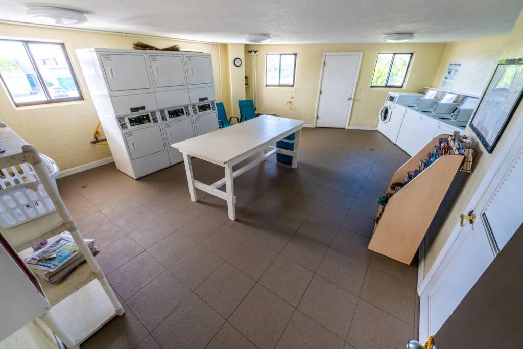 Lovely 2 Bedroom Beachfront Condo Flagler Beach Exteriör bild