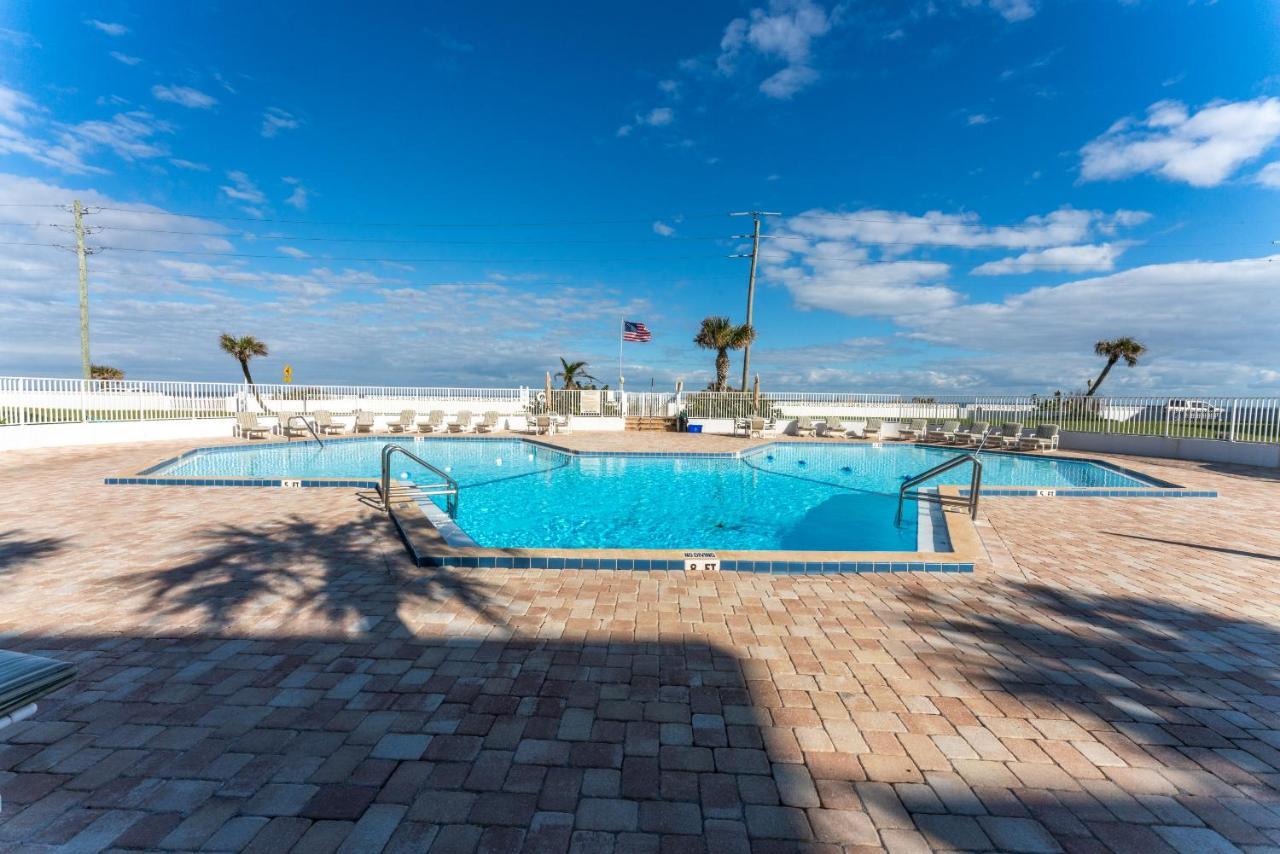 Lovely 2 Bedroom Beachfront Condo Flagler Beach Exteriör bild